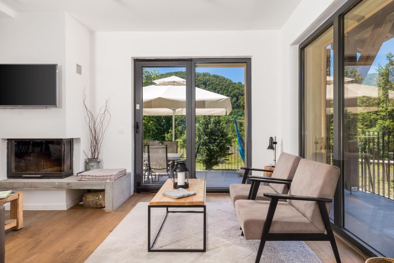 Modern Alpine Monsalbius Chalet Baske Ostarije Εξωτερικό φωτογραφία